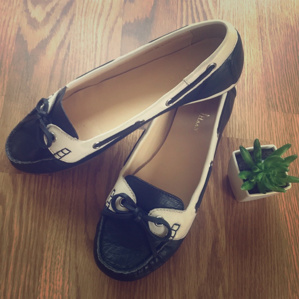 🎀 NWOT Cole HAAN Navy Blue Loafers 🎀